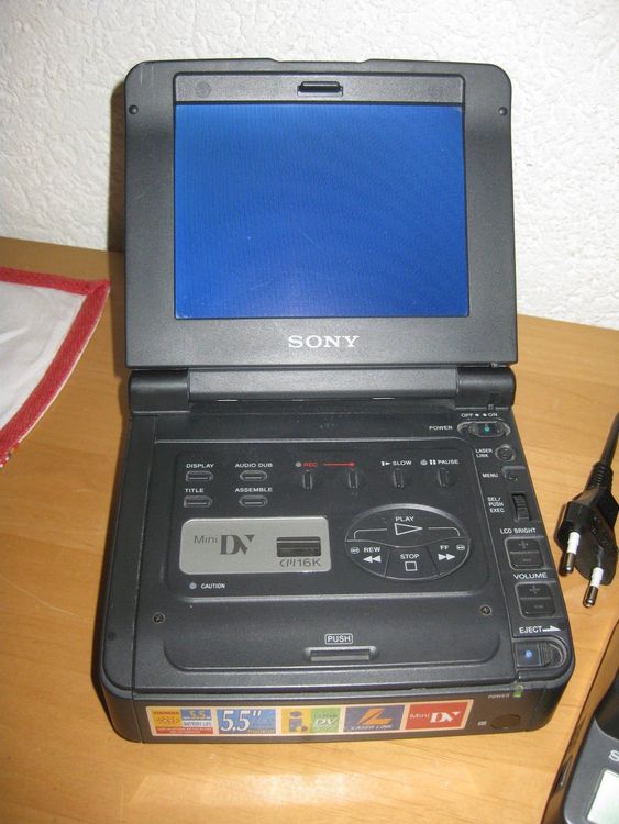 Sony GV D900E Pal. Mini DV Walkman, Kaufen auf Ricardo