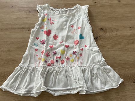 T-Shirt Grösse 98, Top Zustand!