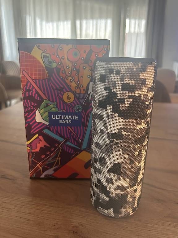 Ultimate Ears Casse acustiche: Ultimate Ears BOOM 2 Limited Edition mit OVP – Usato da Dottikon venduto da michelle.s_ 1