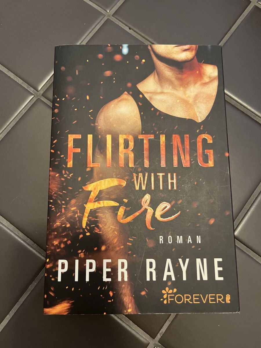 Libri: Flirting with Fire Roman von Piper Rayne – Usato da Dallenwil venduto da vani_lia