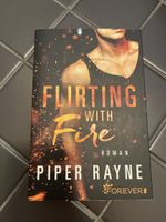 Flirting with Fire Roman von Piper Rayne