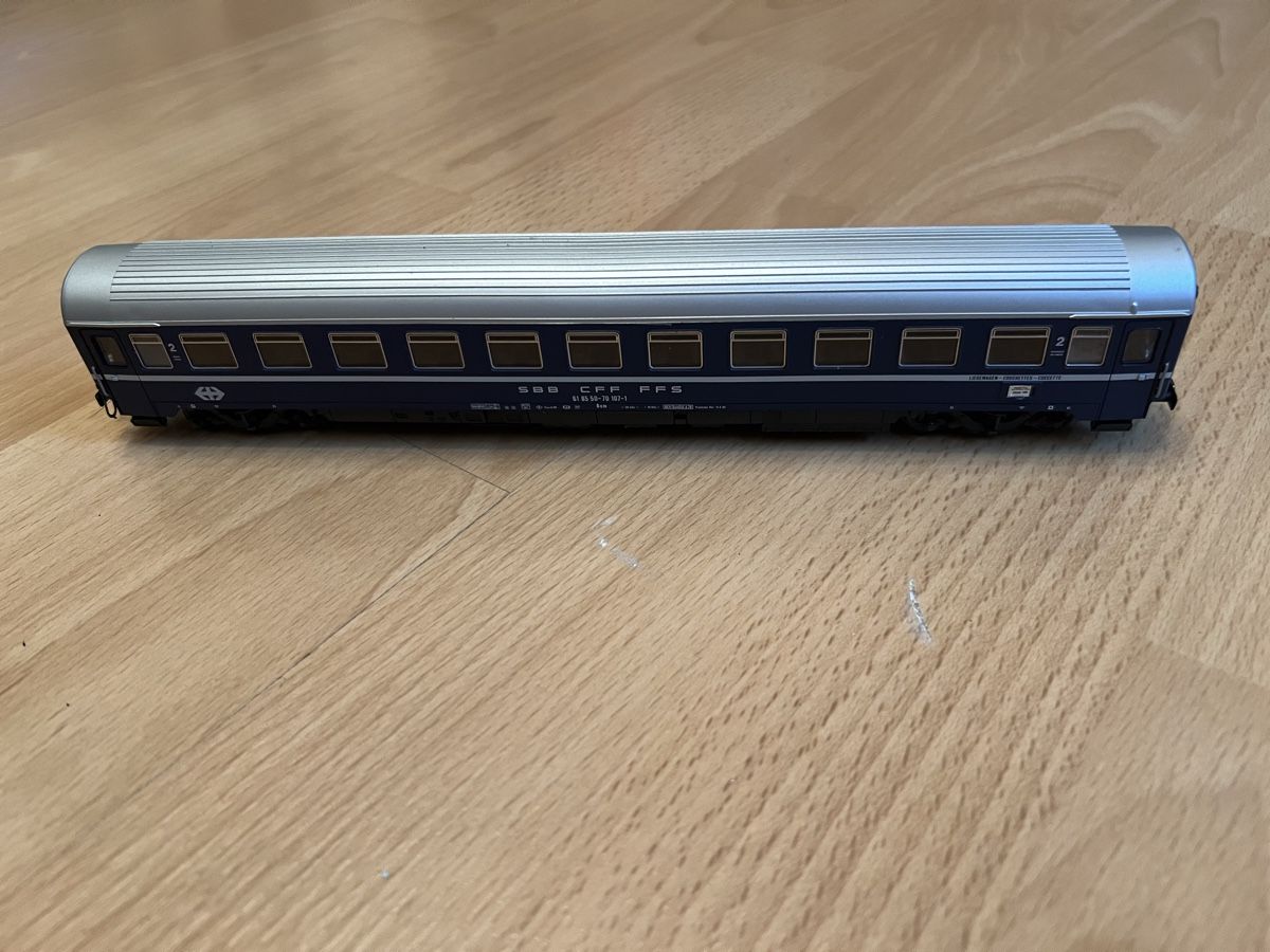 Roco Modellini di ferrovie: Roco Liegewagen 2. Klasse – Usato da Gisikon venduto da ram_78bx 3
