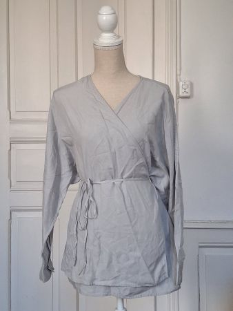 Hellgraues Sommer Wickelshirt COS Leinen Gr. M/L
