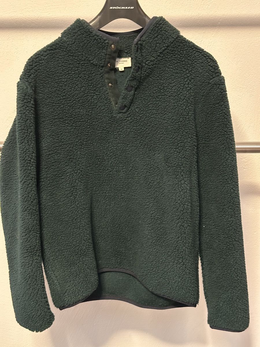 Sezane Pulls & Sweat-shirts: Tucker Sweatshirt, octobre editions – D'occasion à Aesch LU par dW.2x7 1
