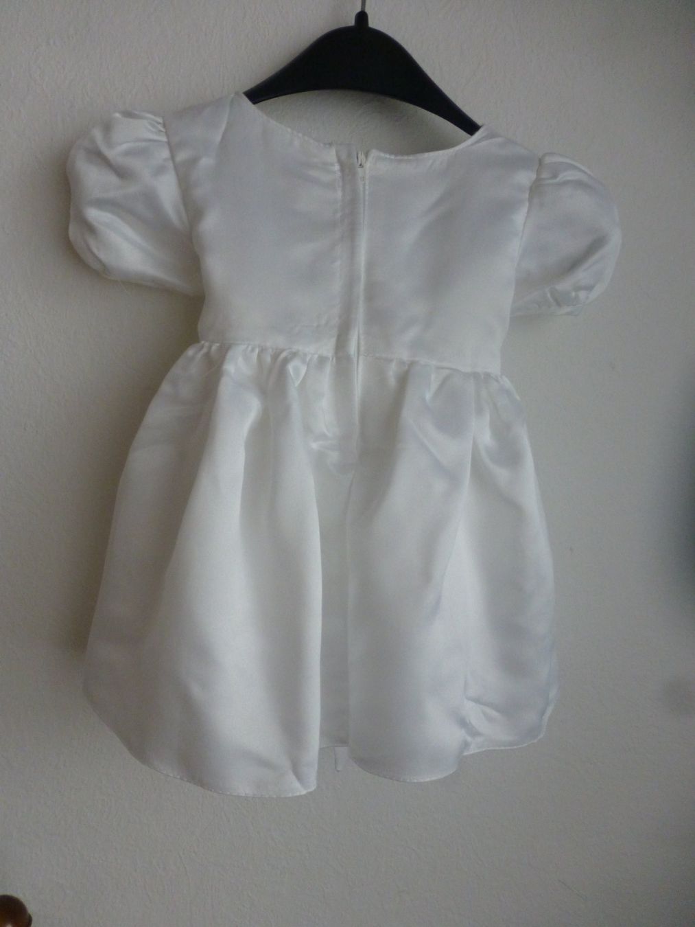 Vestiti & Gonne: Baby Taufkleid (kurzarm) – Usato da Hergiswil NW venduto da annettelia 3