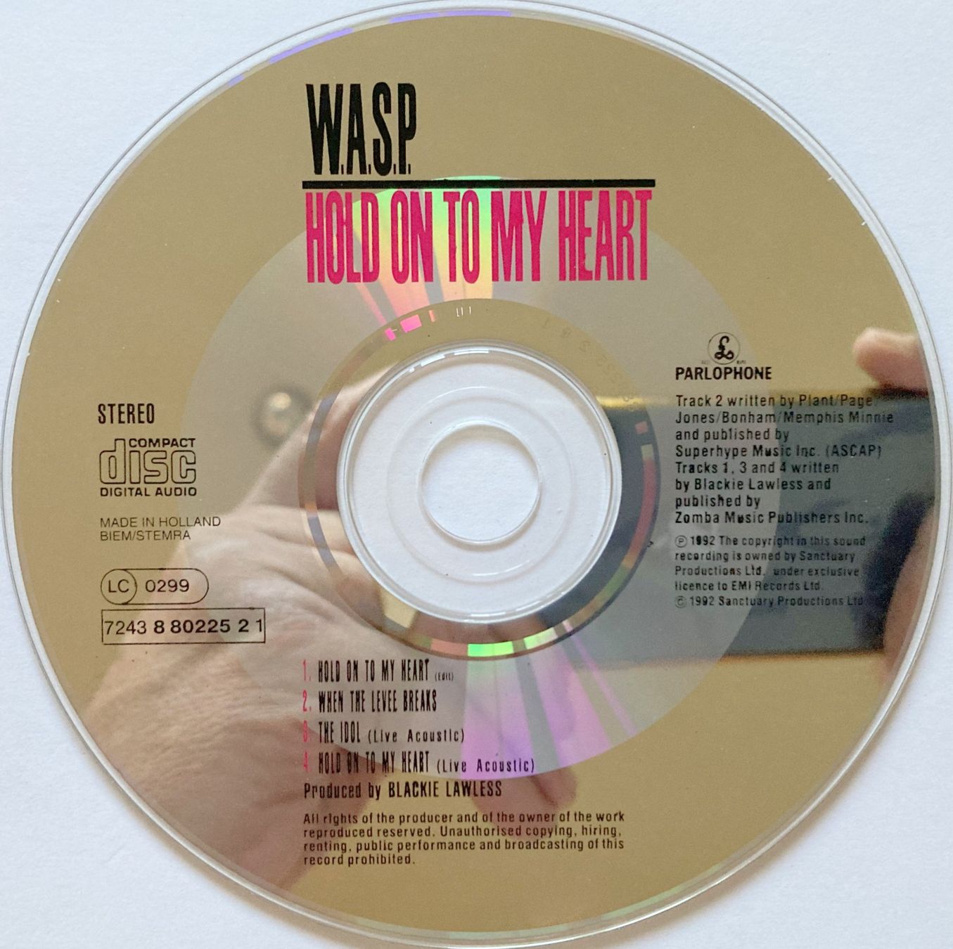 CD: W.A.S.P. - HOLD ON TO MY HEART – Usato da Bottens venduto da hotter-than-hell 2