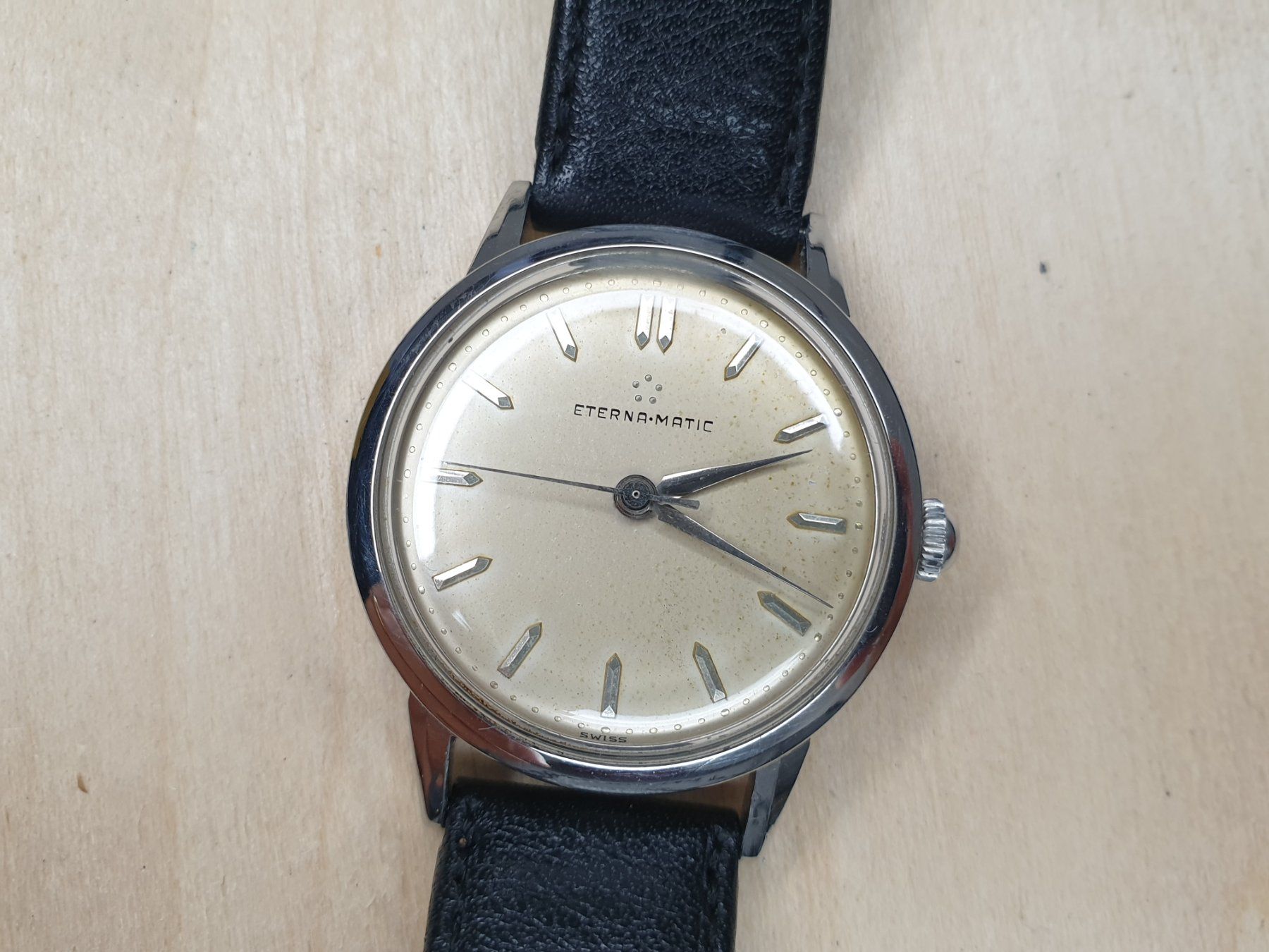 Eterna Uhren: Eterna Matic – Gebraucht aus Posieux von Csardas.