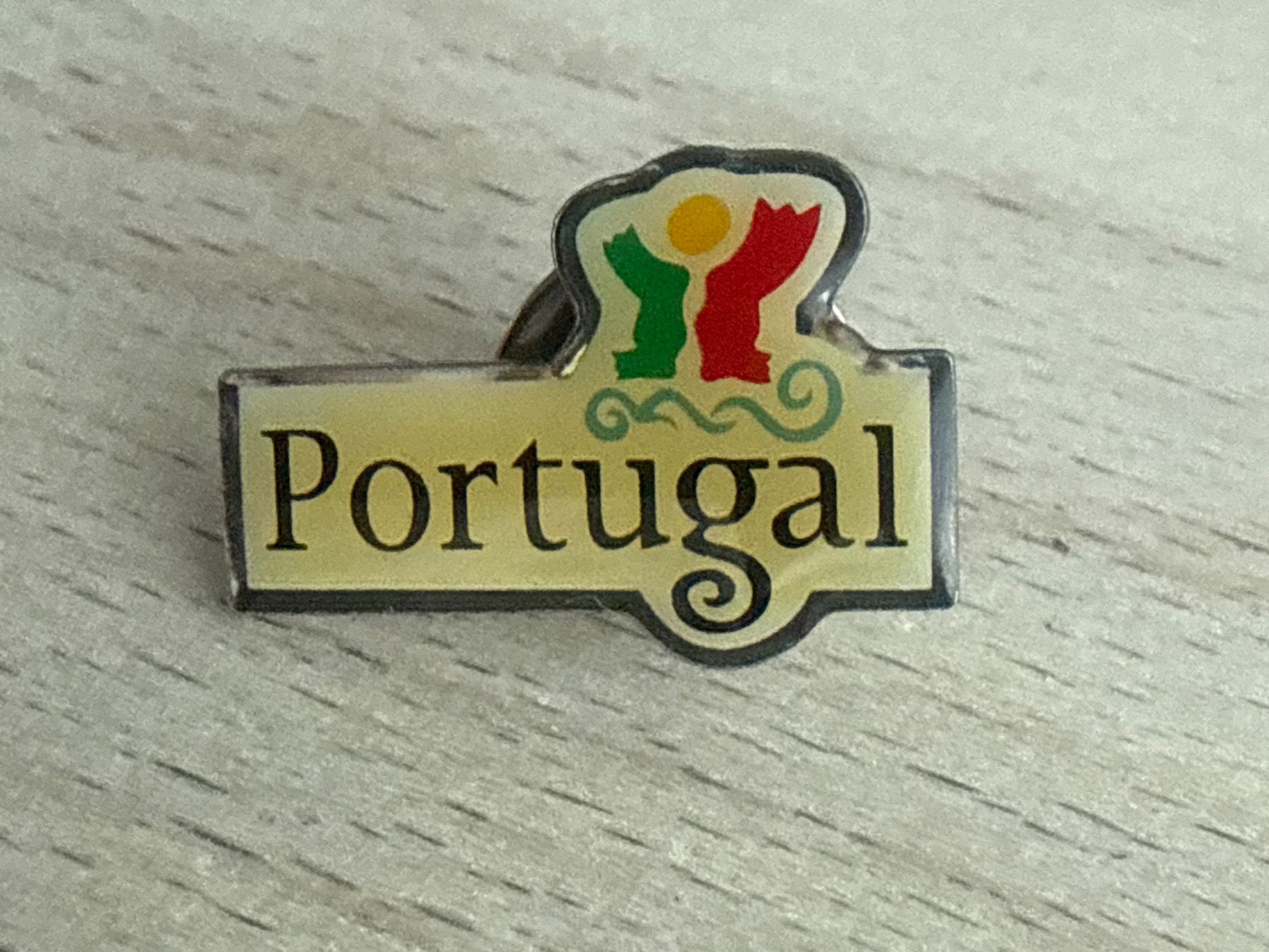 Placchette & Badge: Pin Portugal – Usato da Glattbrugg venduto da Schweigmatt