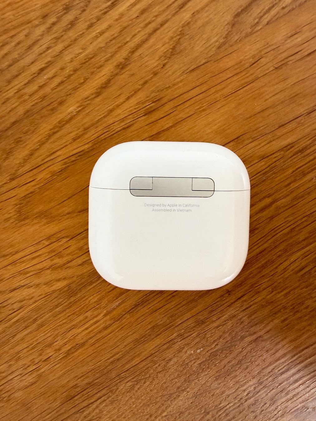 Apple Casques audio: APPLE AirPods 4 Charging Case – D'occasion à Lausanne par Nine1982 5