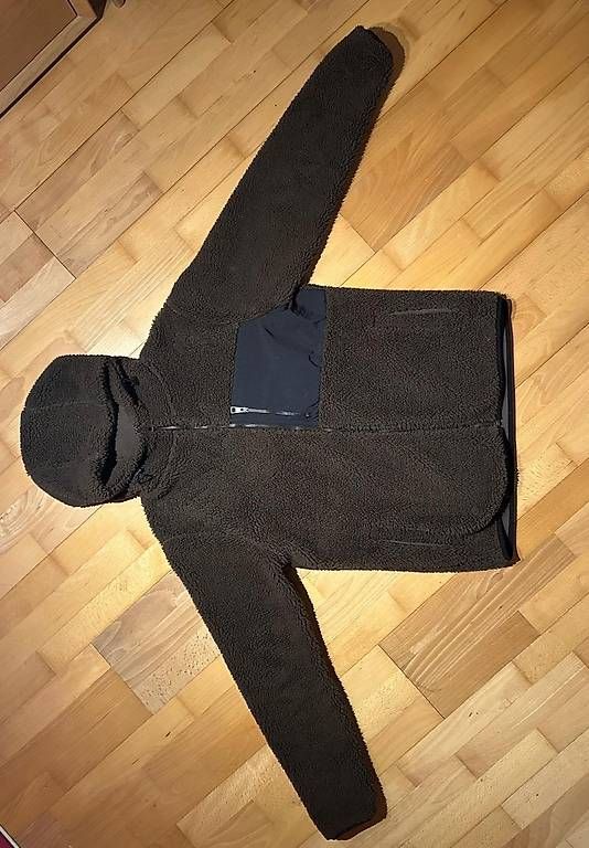 Giacche: Teddyfelljacke braun grösse M – Usato da Rorschach venduto da luk_l7yd 1
