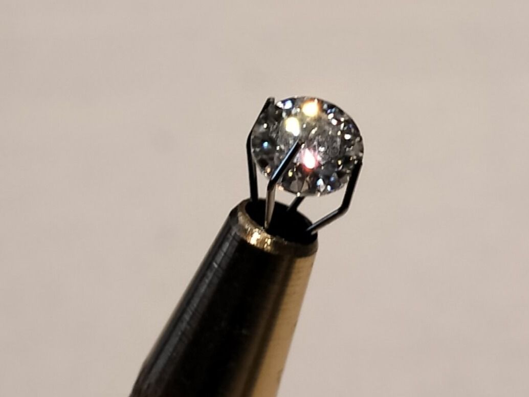 Smerigliatrici & Lucidatrici: Moissanit 1.0ct, 6.5mm – Nuovo e nell'imballaggio originale da Uerkheim venduto da Justi.y