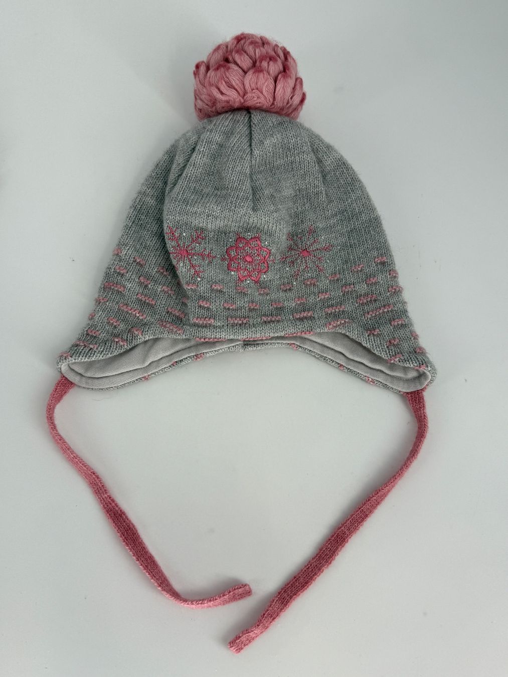 Altro abbigliamento per bambina: Mütze Gr. 49 mit Bommel von maximo – Usato da Auenstein venduto da moin.