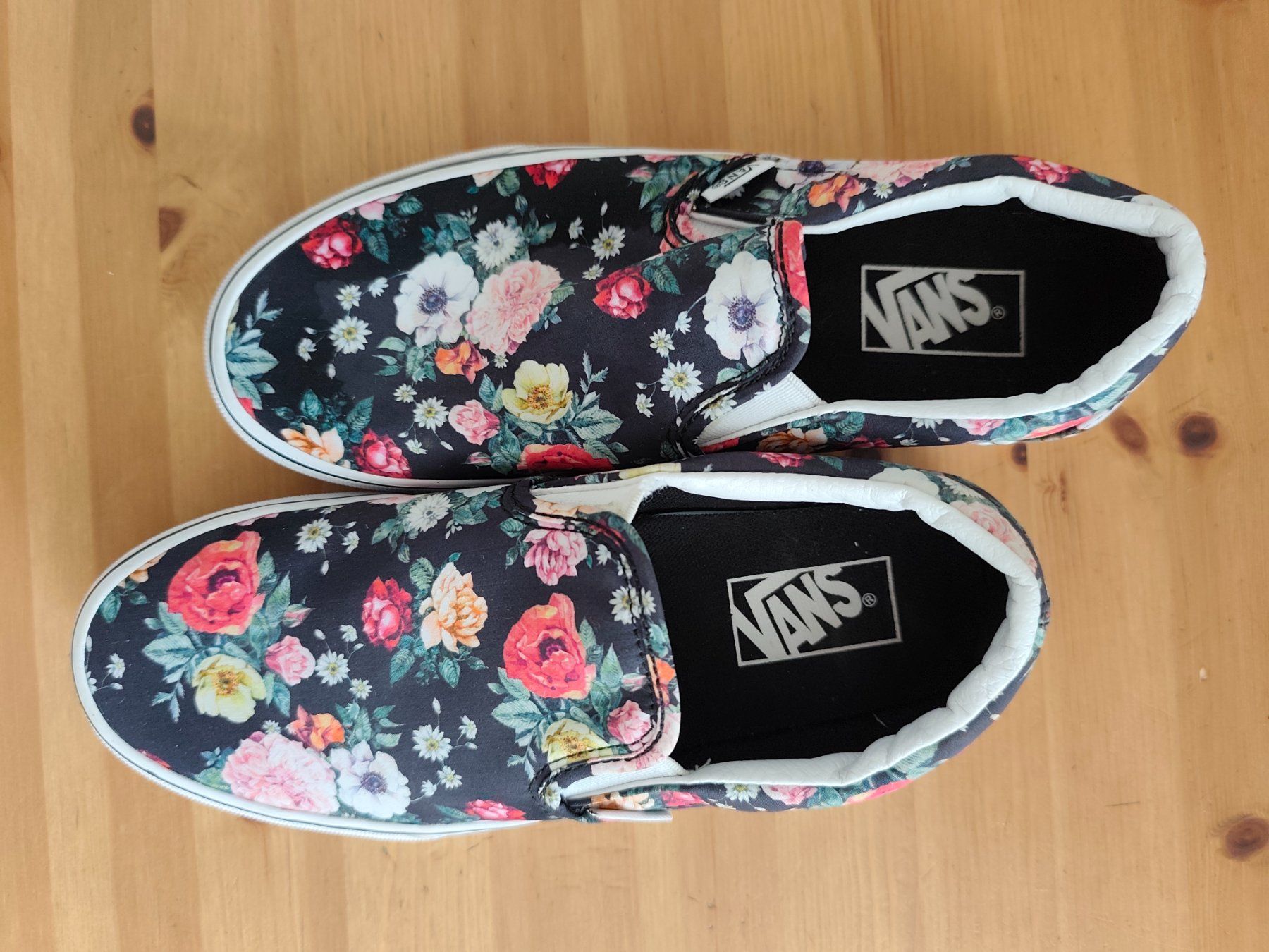 Vans Scarpe da donna: Vans Classic Slip-On im Blumenmuster, Grösse 38.5 – Nuovo (secondo la descrizione) da Rheineck venduto da Polcadot 2