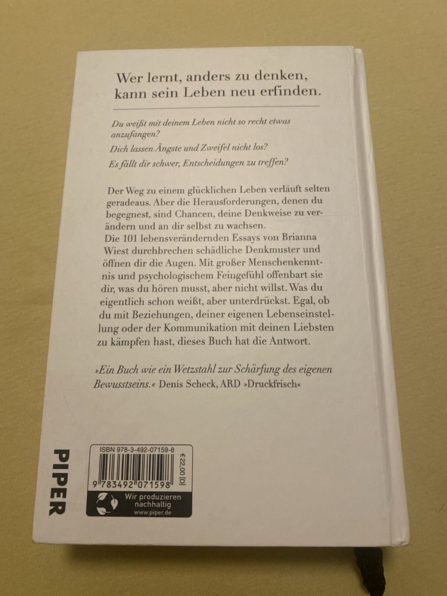 Libri: 101 Essays, die dein Leben verändern – Usato da Ittenthal venduto da Lorinakuprecht0 1