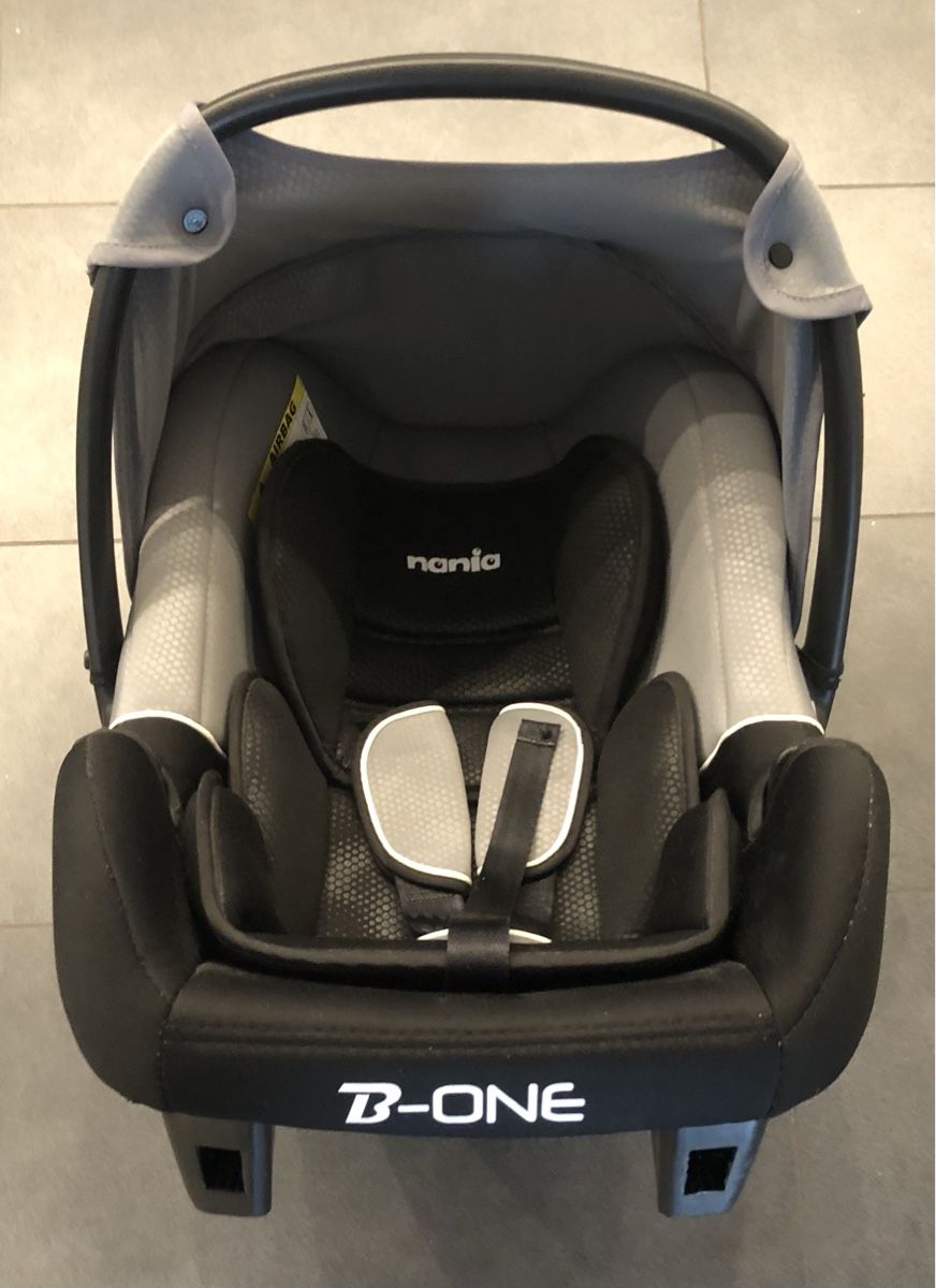 Seggiolini per auto: Nania Babyschale B-One mit Sonnenverdeck – Usato da Hünenberg venduto da Agent000