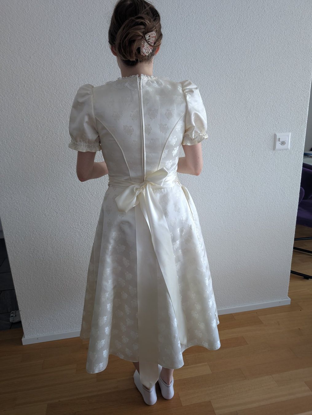 C&A Vestiti: Fest Dirndl Edel – Usato da Jona venduto da Schaniarle 1