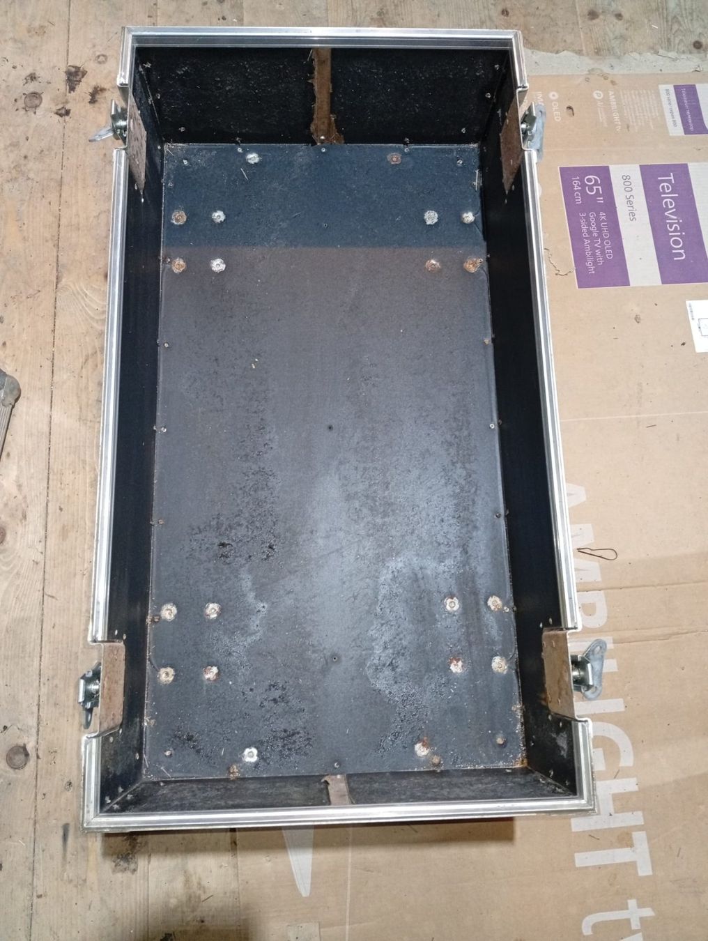 Casse di trasporto: Flight Case zu Verkaufen – Usato da Koppigen venduto da connect1 8