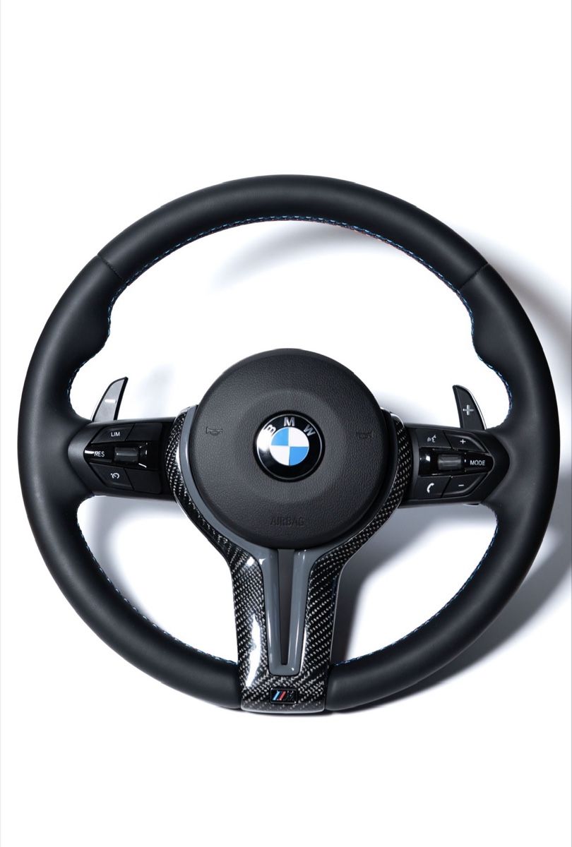BMW Tutti pezzi di ricambio auto: BMW Lenkrad – Nuovo e nell'imballaggio originale da Brügg BE venduto da DENKOSTEERING_1