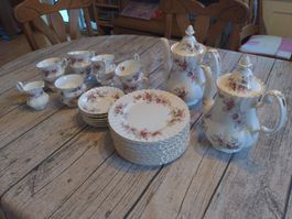 44- teiliges Vintage Tea Set "Royal Albert Lavender Rose"