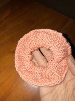 Scrunchie gestrickt pink