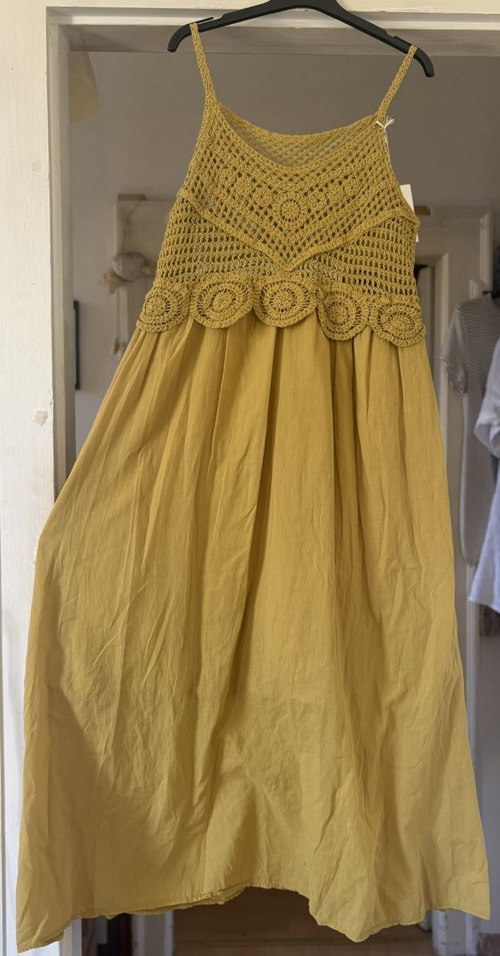 Vestiti: ROBE EN COTON! M – Nuovo e nell'imballaggio originale da Locarno venduto da NicoNion 1