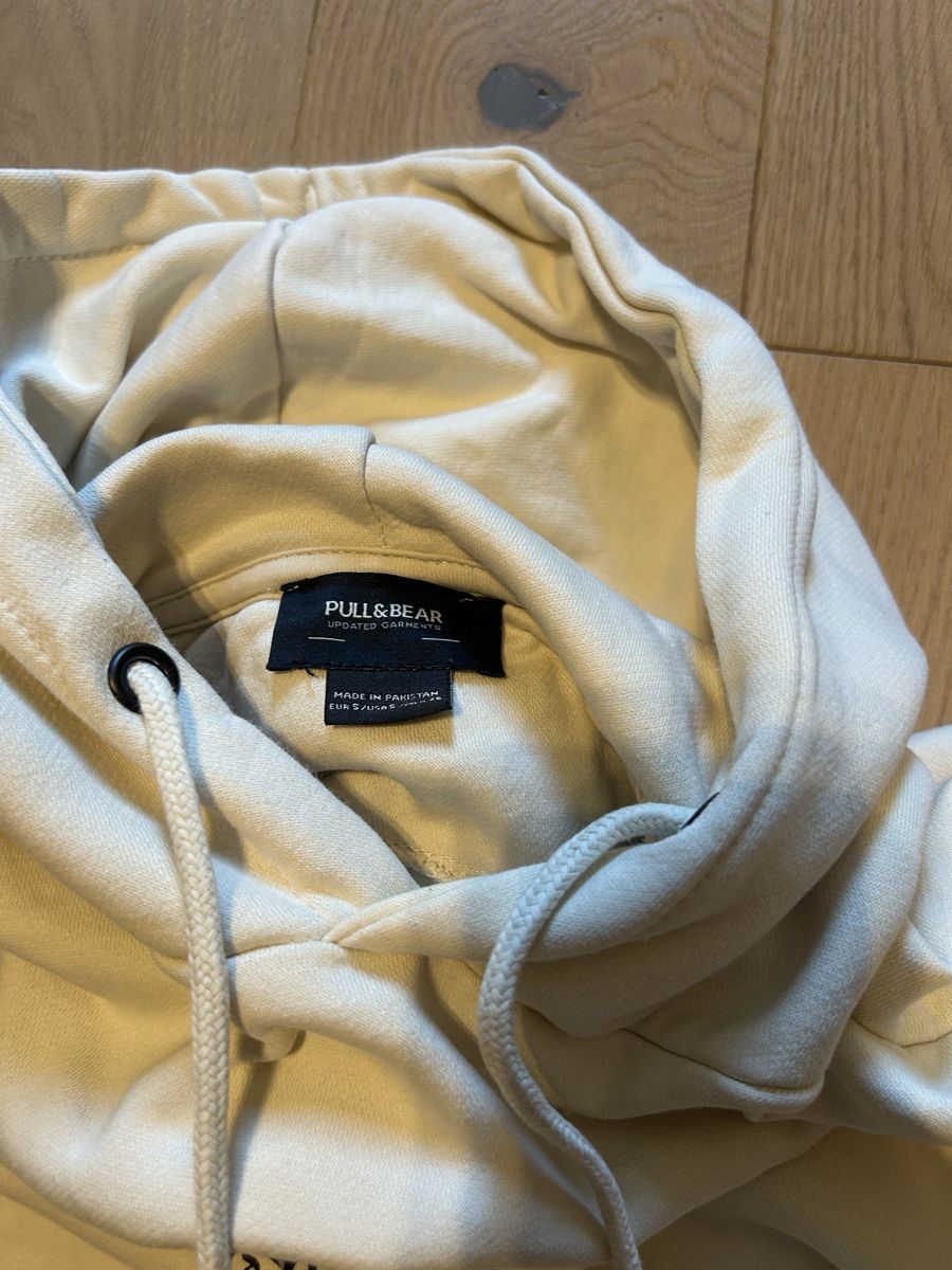 Pull&Bear Maglioni & Felpe: Hoodie Pull&Bear Grösse S – Usato da Arlesheim venduto da ns_762 1