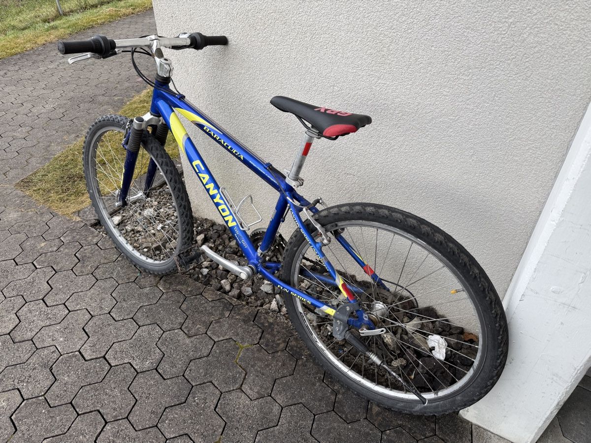 Canyon Velos: Canyon Jugend MTB Velo 26 Zoll – Gebraucht aus Giswil von urr_7c5j 5