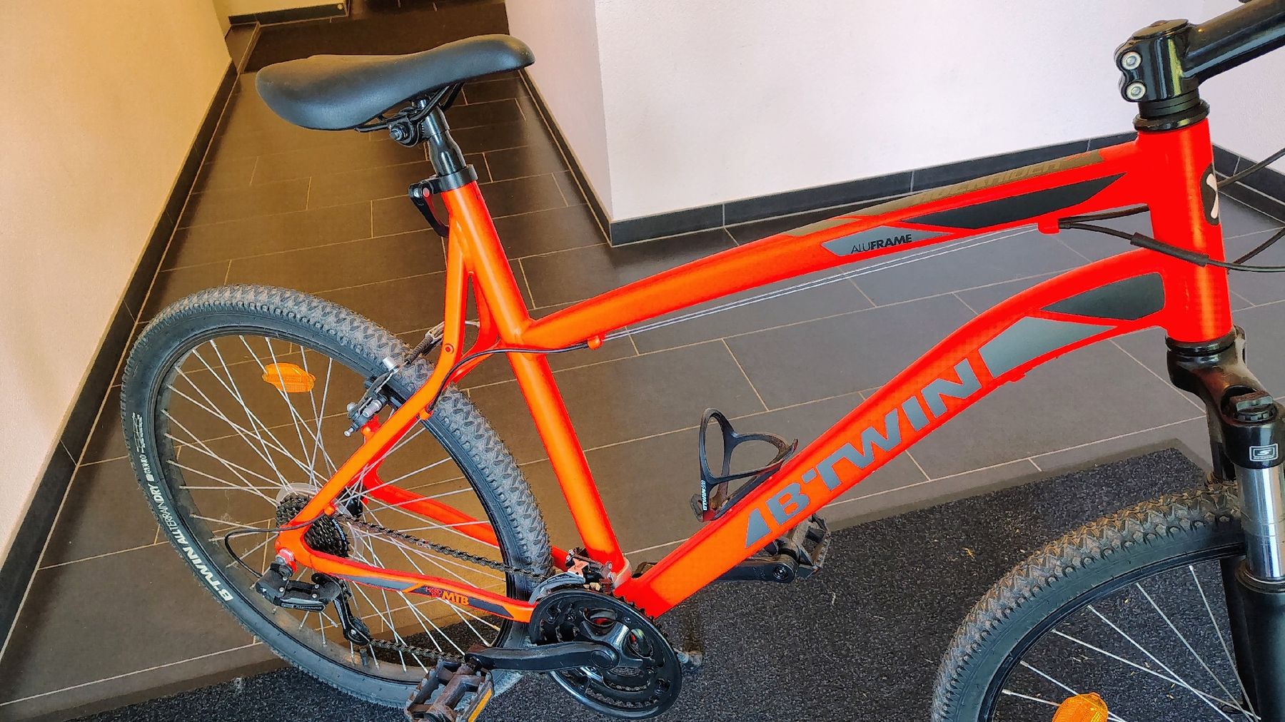 Biciclette: Velo taille M en bon état – Usato da Puidoux venduto da Sophia70 4