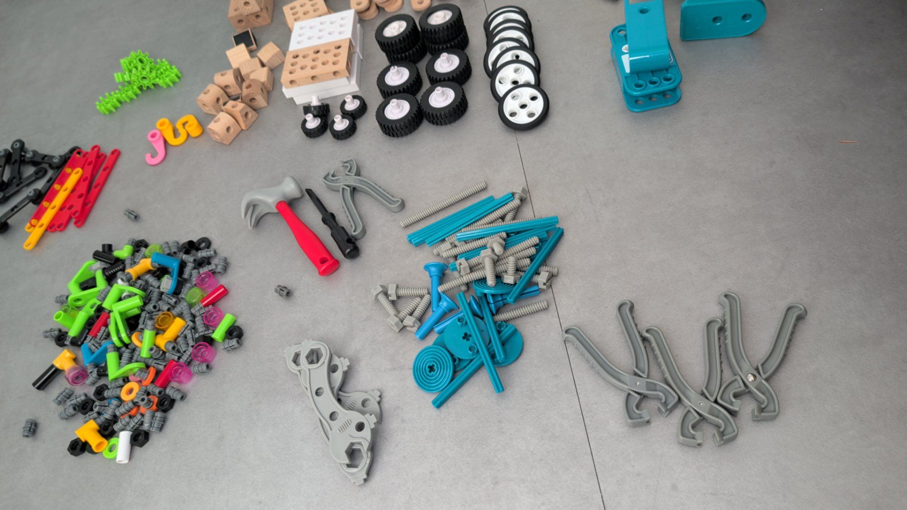 Brio Spielzeuge: Brio Builder Set mit Motor, Power Schrauber, grosses Set – Gebraucht aus Kaisten von gra_7v6b 1