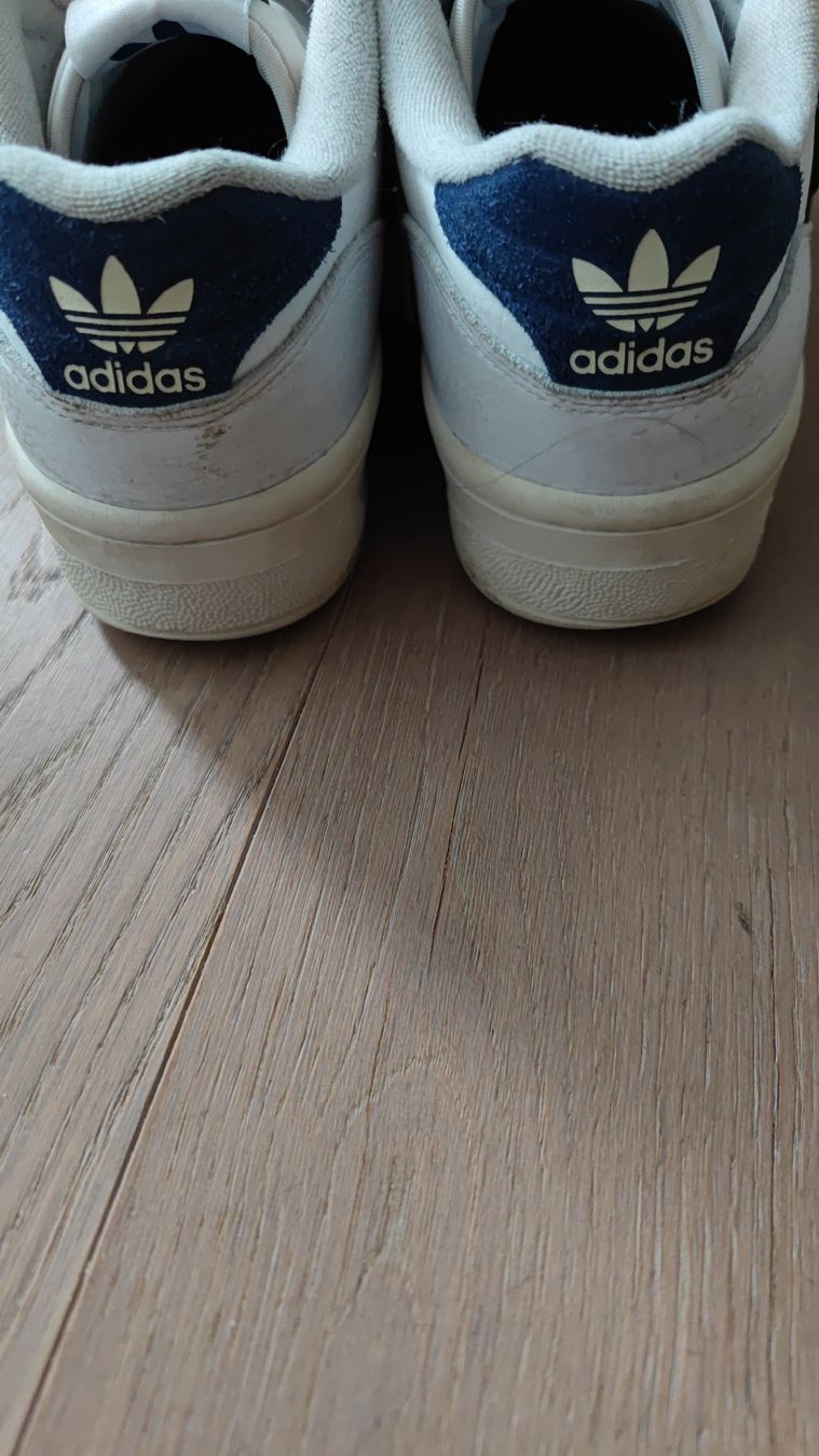 Adidas Scarpe da uomo: adidas 42 – Usato da Rotkreuz venduto da familyvalues 3