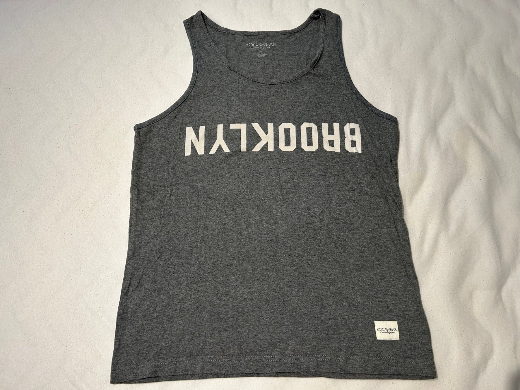 T-Shirts: ROCAWEAR Brooklyn Muscle Shirt – Gebraucht aus Flawil von bridge28