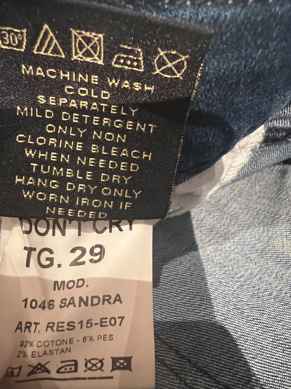 Jeans: Don’t Cry Designer Jeans Gr. 29 – Usato da Kilchberg ZH venduto da Lisavivienne 8