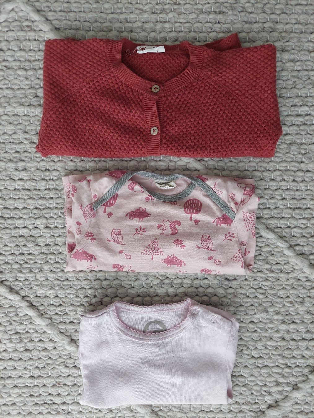 Lotti & Set di vestiti: Kleiderpaket 74/80 – Usato da Unterägeri venduto da del_x5dk