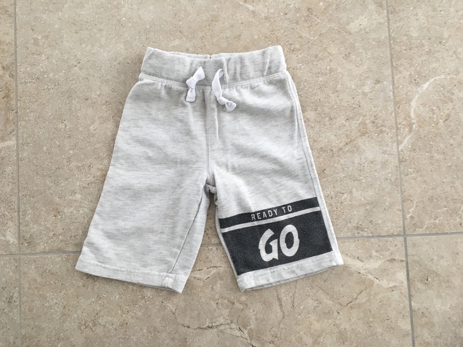 Hosen: Sommer Short Gr. 116, grau, Dopodopo – Neu (gemäss Beschreibung) aus Gächlingen von Tara_devi