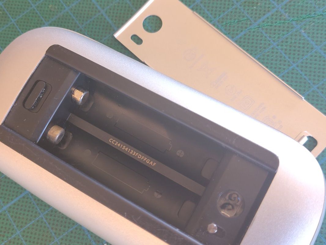 Apple Maus: Apple - MagicMouse - Multi-Touch Oberfläche – Gebraucht aus Brütten von katja.blumer 3