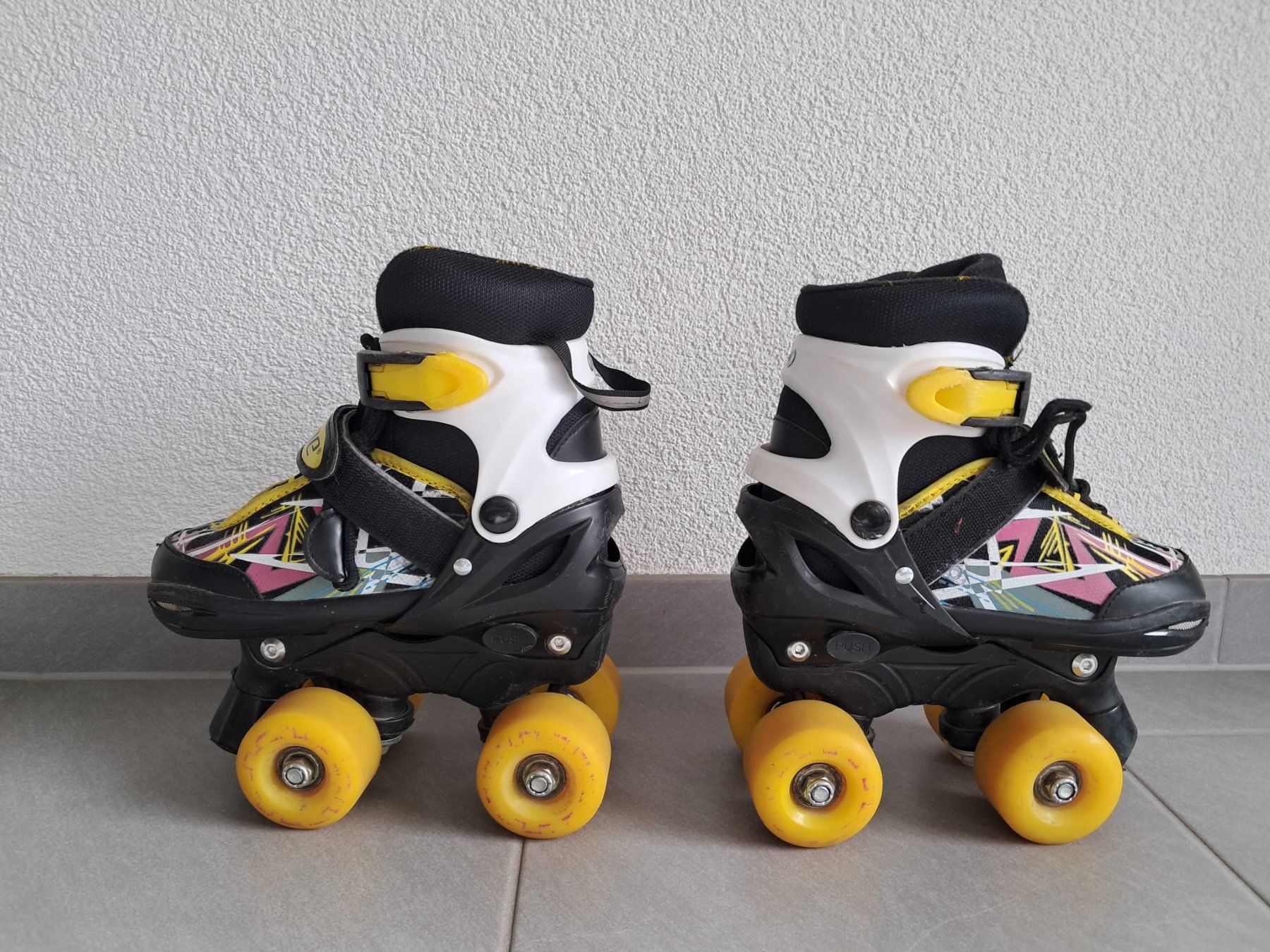 Pattini in linea & Pattini a rotelle: Rollschuhe mit 1 Ersatzstopper – Usato da Brunnen venduto da Katrin012