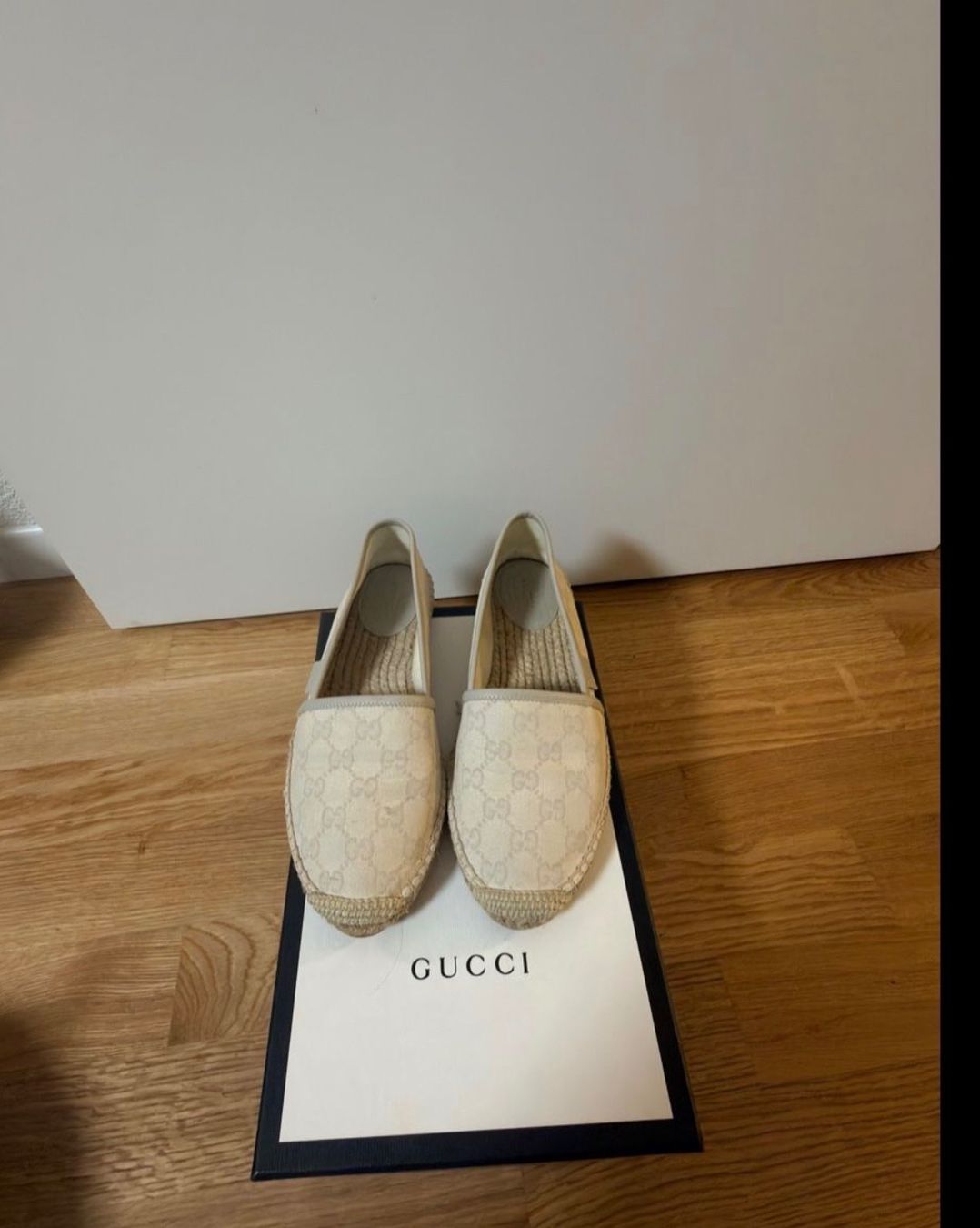 Chaussures femmes: Gucci Espadrilles Schuhe, Beige, Grösse 38 – D'occasion à Chavannes-Renens par Angelique2022 1