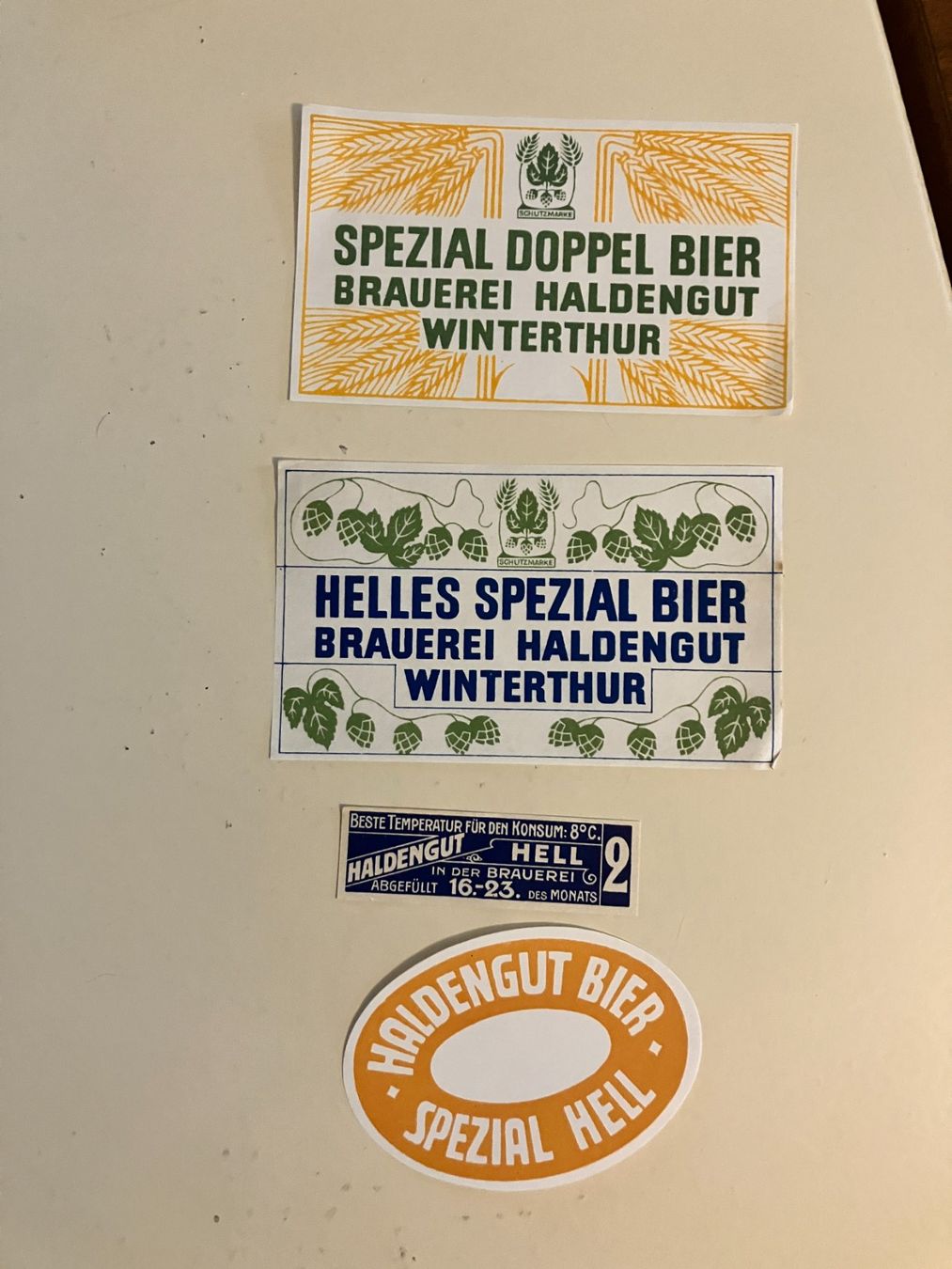 Sticker: 4 Etiketten Haldengut Bier – Usato da Basel venduto da djwwpp