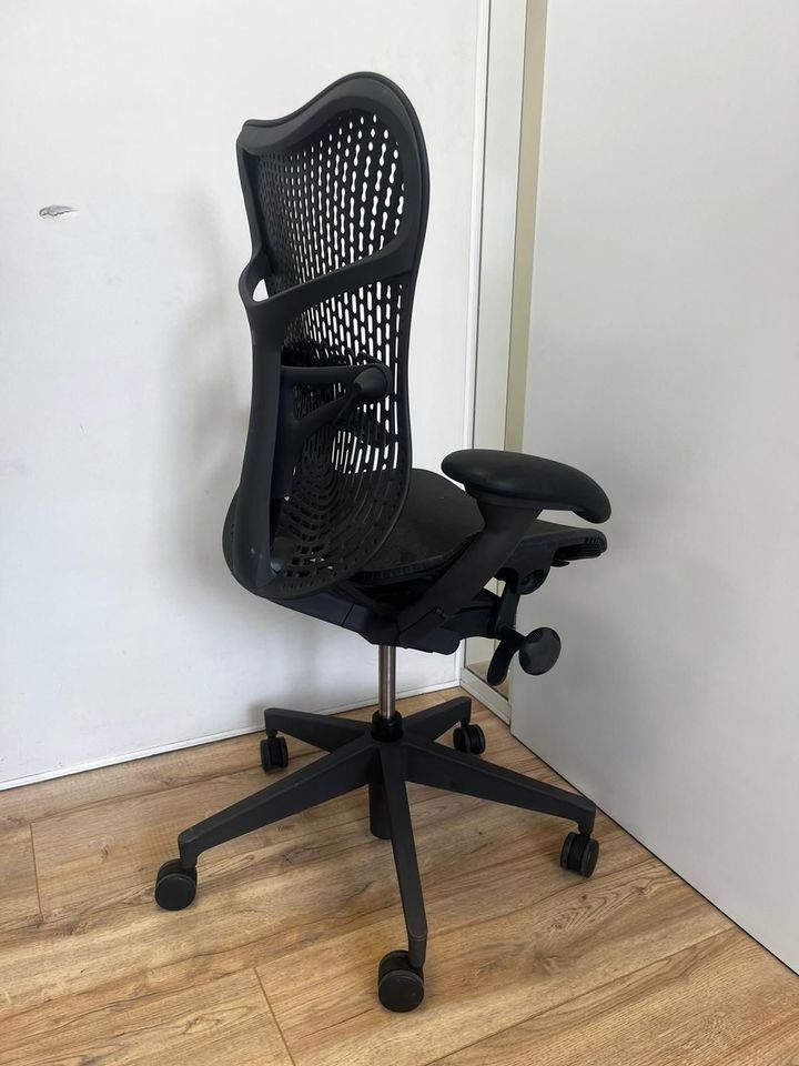 Herman Miller Chaises: Herman Miller Mirra 2 Graphite Full Option – D'occasion à Purmerend par Offeco 3