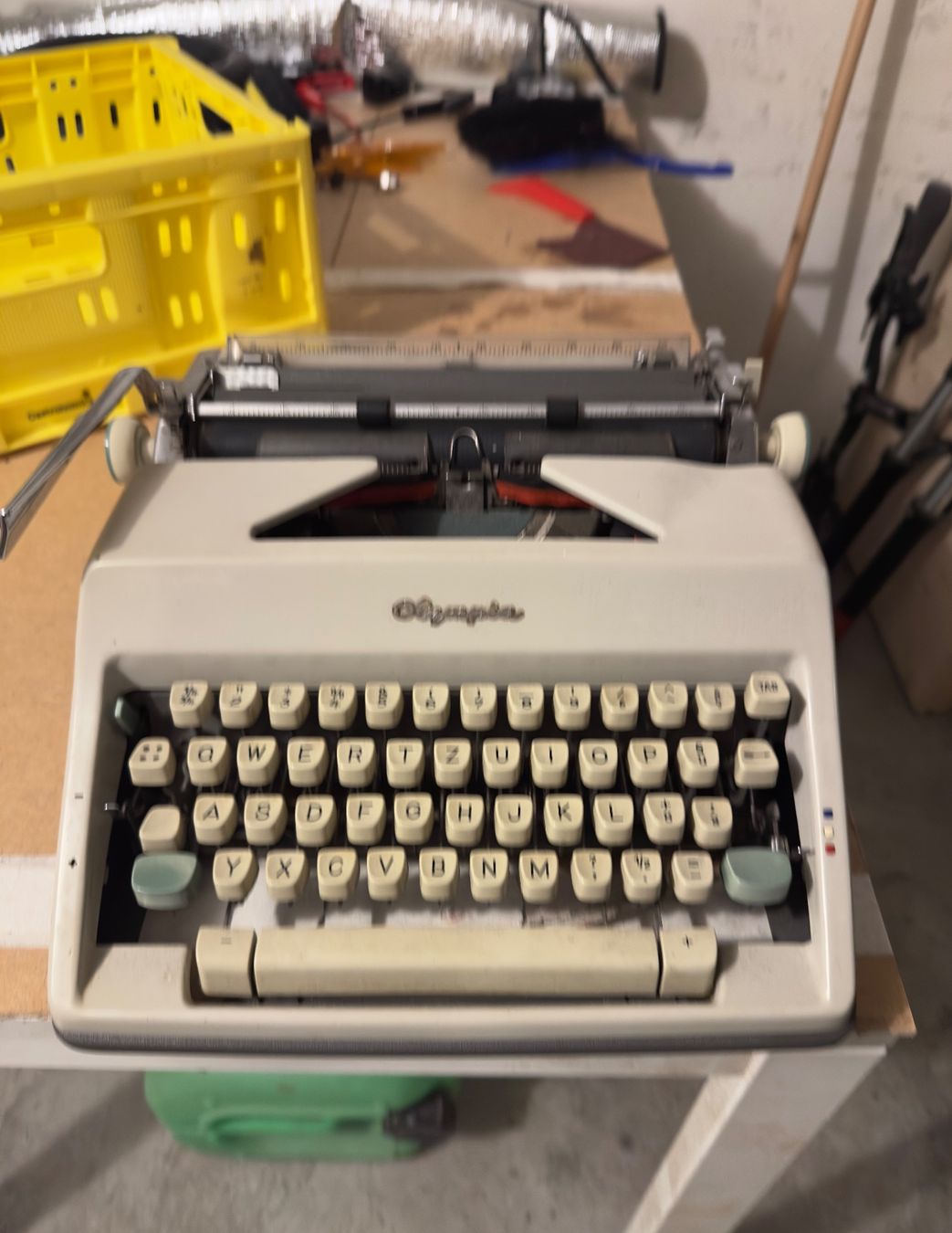 Macchine da scrivere: Olympia Schreibmaschine – Usato da Horgen venduto da kas_9d9y 1