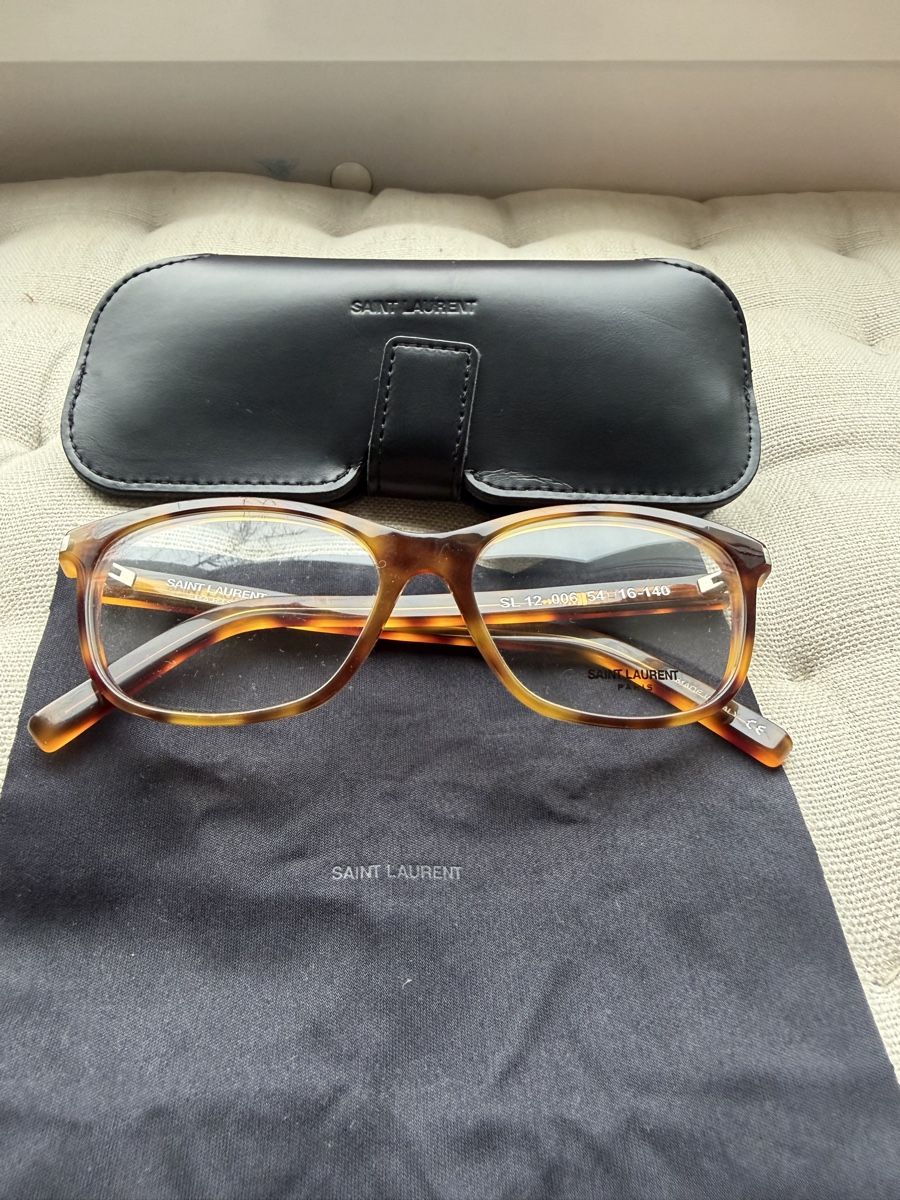 Saint Laurent Occhiali & Lenti: Saint Laurent  Tortoise Shell Glasses – Nuovo (secondo la descrizione) da Zürich venduto da Elh_sunny