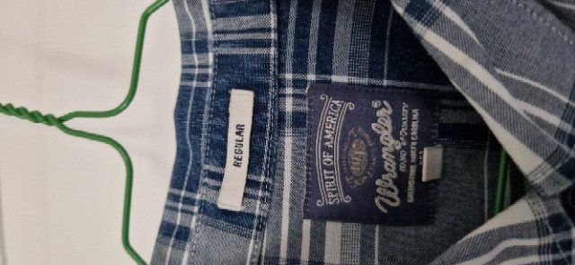 Saint Laurent Camicie: Schönes Freizeit-Hemd von WRANGLER – Nuovo (secondo la descrizione) da Wallisellen venduto da Warumnich0 1
