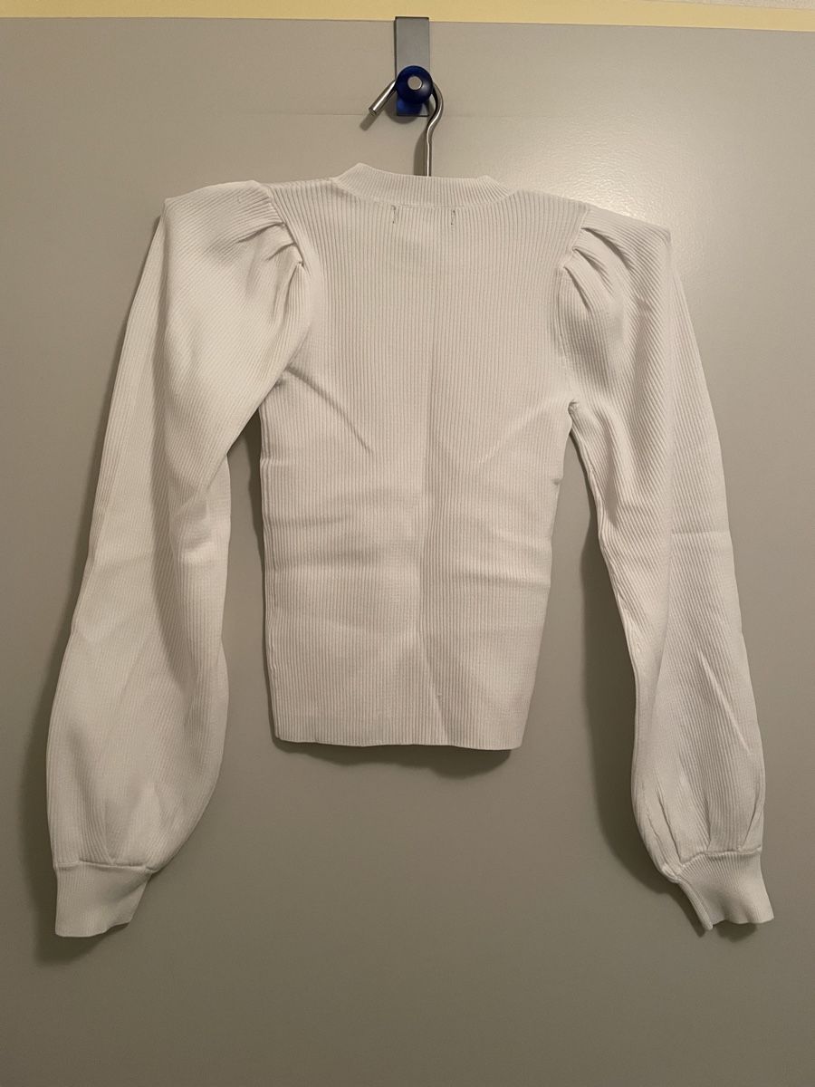Bershka Tops: Pull Bershka blanc manches bouffantes taille S neuf – Neu und originalverpackt aus Vuadens von Nina11 1