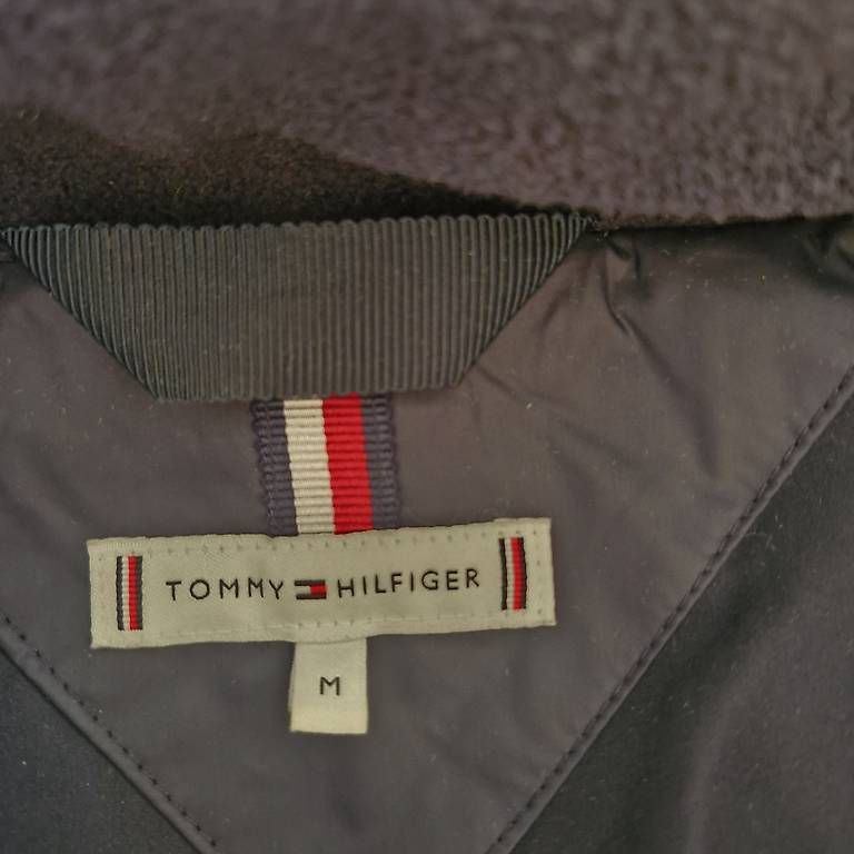 Tommy Hilfiger Giacche: Daunenjacke Hilfiger Grösse M – Usato da Schaffhausen venduto da Jakarila 3