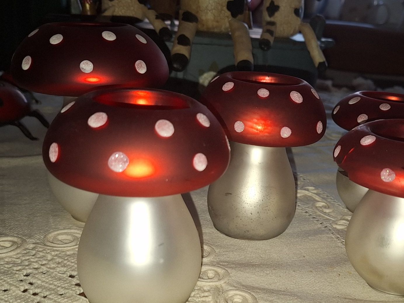 Portacandele: ALTE TEELICHT HALTER FLIENGENPILZE – Usato da spreitenbach venduto da lumbalplatte 8