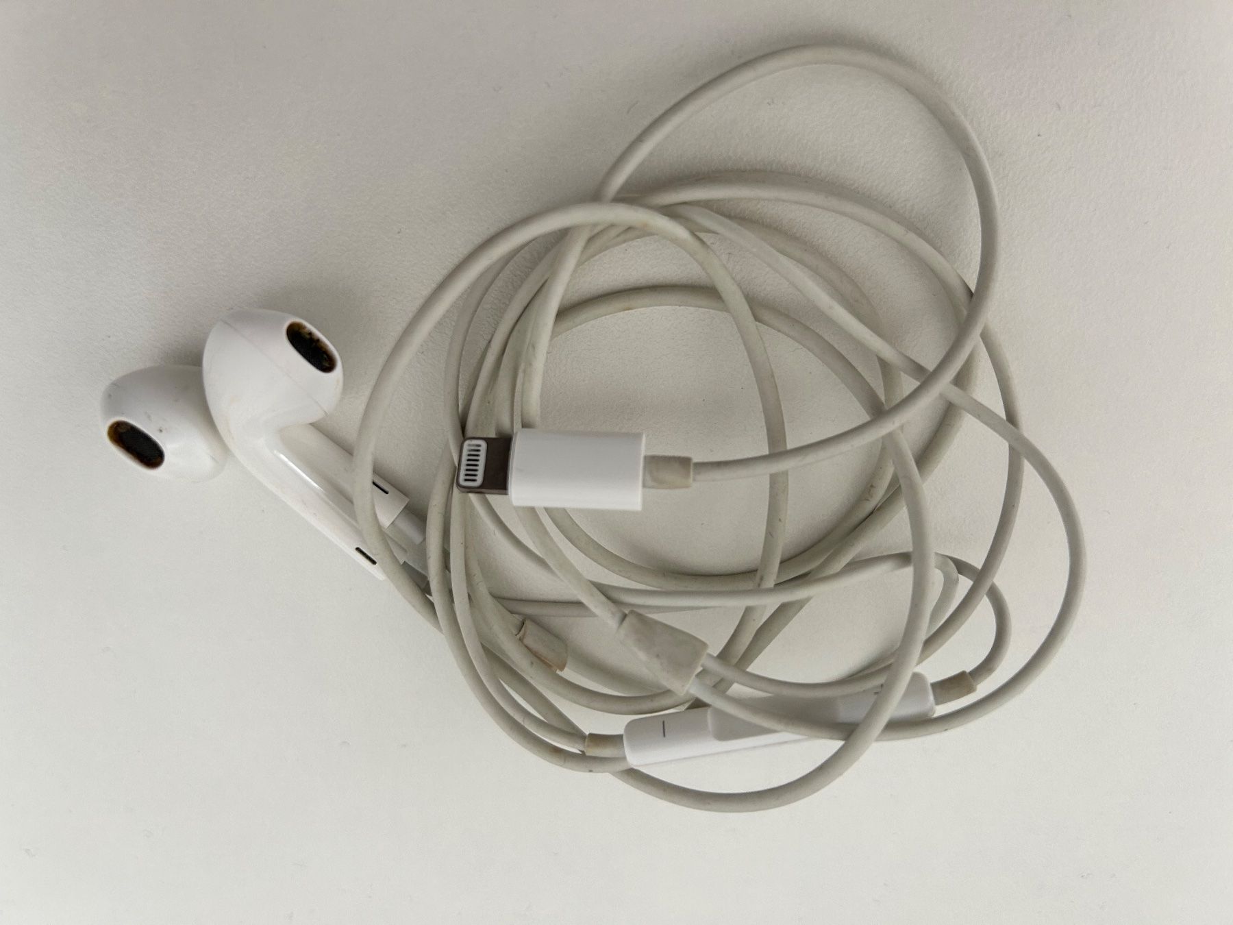 Apple Cavi: Apple Zubehoer: Kabel & EarPods – Usato da Bern venduto da ipds 3