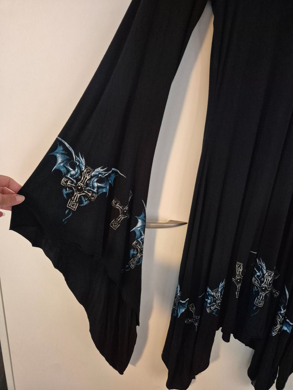 Kleider: Kleid mit Fledermausärmel – Gebraucht aus Rohrbach von Punisher_CVT 2