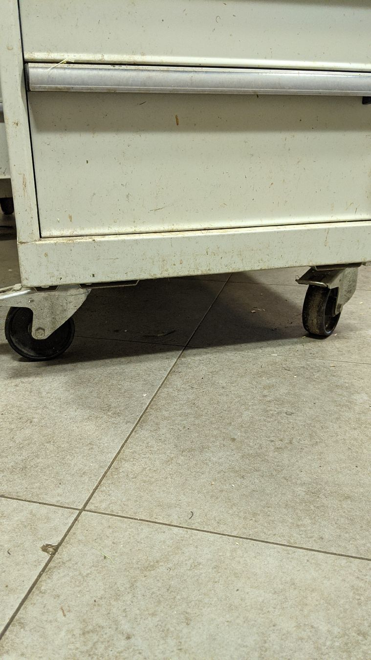 Lista Tutti gli attrezzi: LISTA Schubladenwagen mit Rollen – Usato da Rüti ZH venduto da kunstreich_8630 2