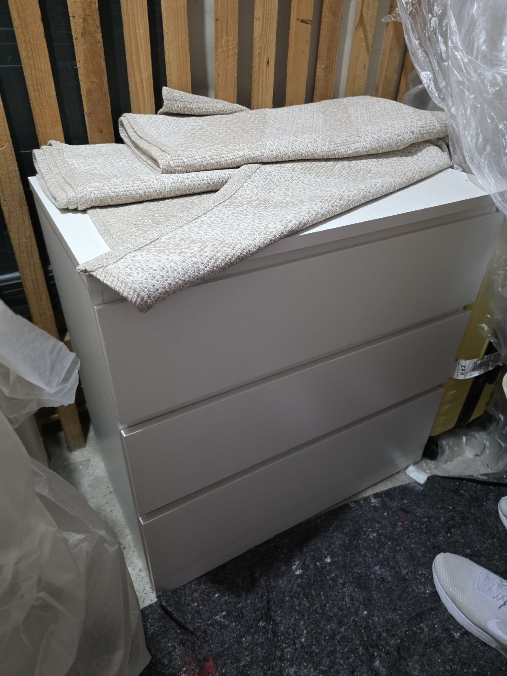 Ikea Kommoden: Kommode GRATIS abzugeben – Gebraucht aus Gossau SG von Ma_rija92 2