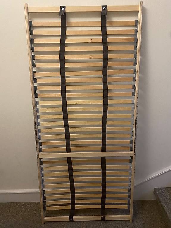 Lattenroste: Sommier à lattes 90x200 – Gebraucht aus Lausanne von DDPB 1